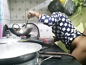 Desi maid Mumbai Ashu gets shattered by make an issue of village maid while make an issue of village maid is gone (Hindi Obvious Audio)