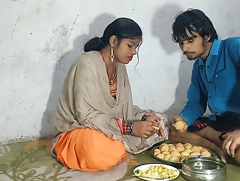Watch this hot chick get the brush tight pussy drilled enduring with respect to Panipuri kha kar maza aa gaya uske baad ch