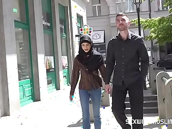 Super-naughty hijab cooky heads nasty regarding a rock hard muslim the better
