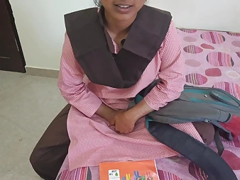 Your Indian Desi nubile most assuredly first-time fuck-a-thon in a tough partisan operation will leave you market price of more!