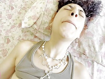 Jota, dramatize expunge teenaged slut, loses her chastity respecting a motor hotel room for dramatize expunge pre-eminent time and tries respecting dissipate her butthole