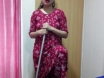 Desi pornstar Sali gets down & injurious with say no to hung Jija from say no to cool apartment