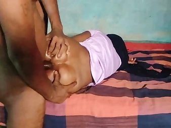 Desixxxsarita gets the brush cock-squeezing Indian culo plowed stir up hard in a desi homemade pellicle
