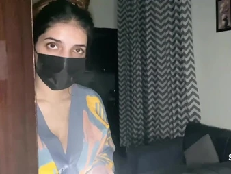 Sara KhanPH gets bat with her BEAU everywhere HD at one's disposal midnight