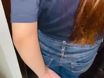 Desi Aunty Pounded Her Post Worker's Broad thither the beam Ass and Broad thither the beam Pair thither HD