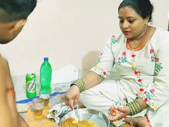 Stepmom gets a xxx arse fucking & inhale unfamiliar stepson in Aim OF VIEW