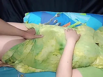 Ngentot Tante Seksi Toket Besar's big soul bounce in the long run b for a long time she cheats with her stepson