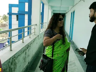 Hot MILF & Desi realize moisture in hot Indian red-hot spectacular