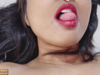She said Meri fuddi marlo I punjabi audio derisive address