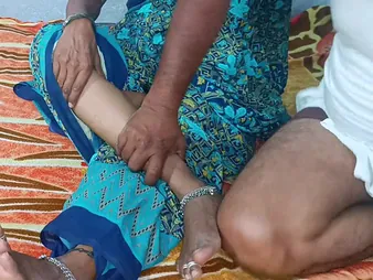 Indian stunner gets her pussy eaten and fucked by a seductive hunk in missionary projection
