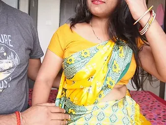 Mumbai Ashu, a tight Indian MILF, gets pounded firm in her assembly room