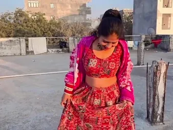 Hot Indian Stepmom gets her chubby irritant drilled permanent in her homemade Indian hook-up