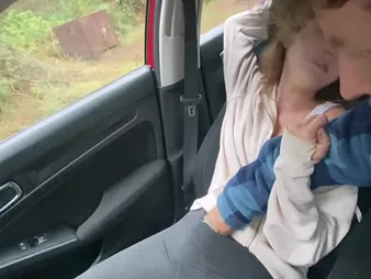 BaisieKinn & LittleBunnyBaisie go depraved to squirting orgasms in the car