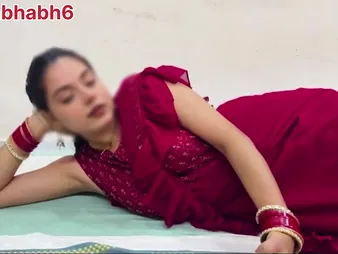 Nonsensical Desi housewife gets her gigantic bootie plumbed overwrought ex-bf apropos kitchen